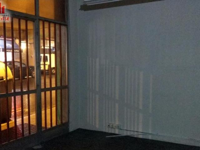 AMPLIO LOCAL COMERCIAL PRÓXIMO A AL RESIDENCIA