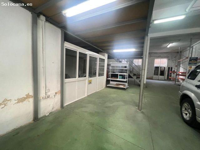 Amplio local con posibilidad de garaje o vivienda a la venta!