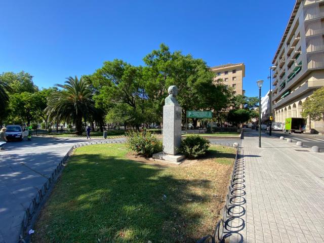 Amplio local de 196 m² junto a la Universidad y Plaza San Francisco. ¡Alquiler, venta o alquiler con opción de compra!