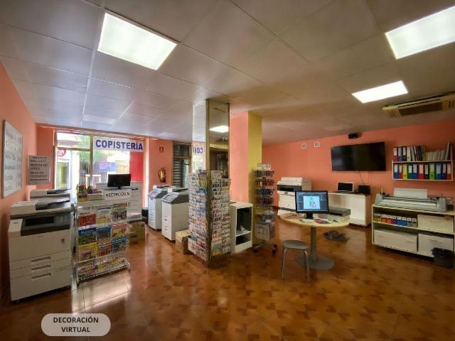 Amplio local de 200 m² junto a la Universidad y Plaza San Francisco. ¡Alquiler, venta o alquiler con opción de compra!