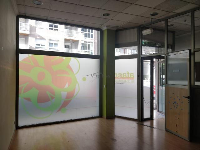 AMPLIO LOCAL EN CALLE SAINZA