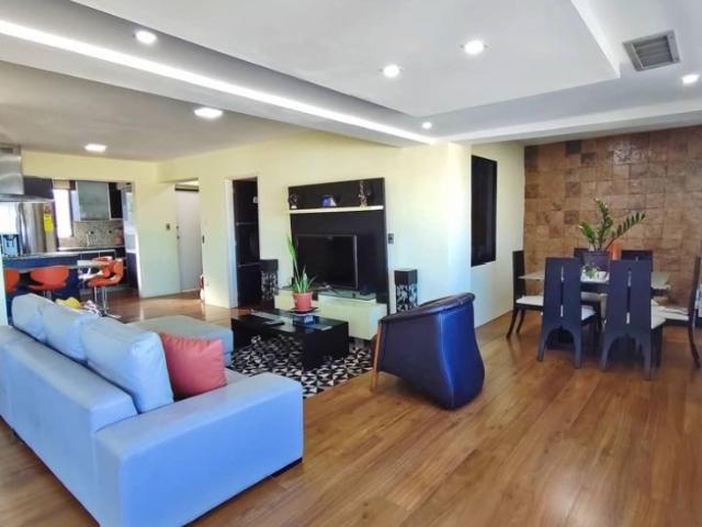Amplio PH Duplex Renovado con excelentes acabados Ubicado en Caribe