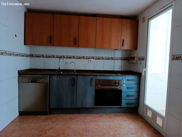 AMPLIO PISAZO EN VENTA!