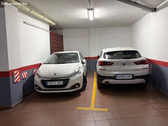 Amplio piso con terrazas, parking y piscina comunitaria en Mahón