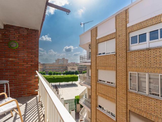 Amplio piso de 4 dormitorios con ascensor en Vistalegre Murcia