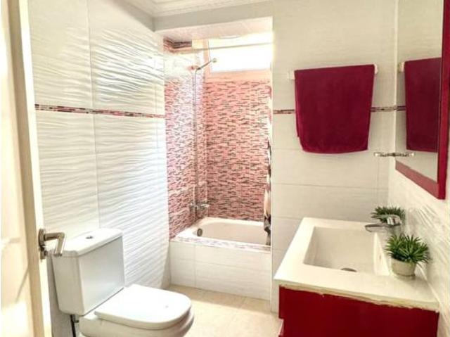 Amplio piso de 4 dormitorios en Alicante