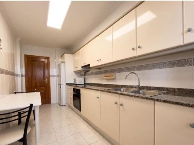 Amplio piso de 4 dormitorios en el corazón de Sant Joan d’Alacant – ¡Espacio y ubicación ideal!