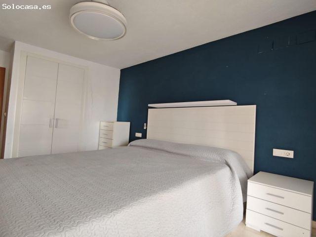 Amplio piso de 3 dorm. en buen estado con balcón abierto en zona Hotel Bali www.inmobiliarialesdun
