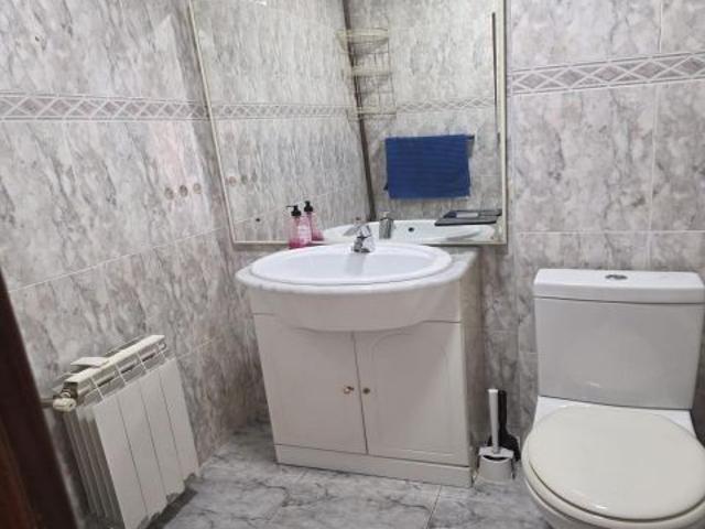 AMPLIO PISO DE 3 DORMITORIOS MEJORADA DEL CAMPO BUEN PRECIO 800 €