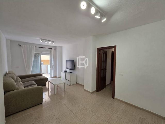 AMPLIO PISO DE 3 HABITACIONES EN LOS REALEJOS