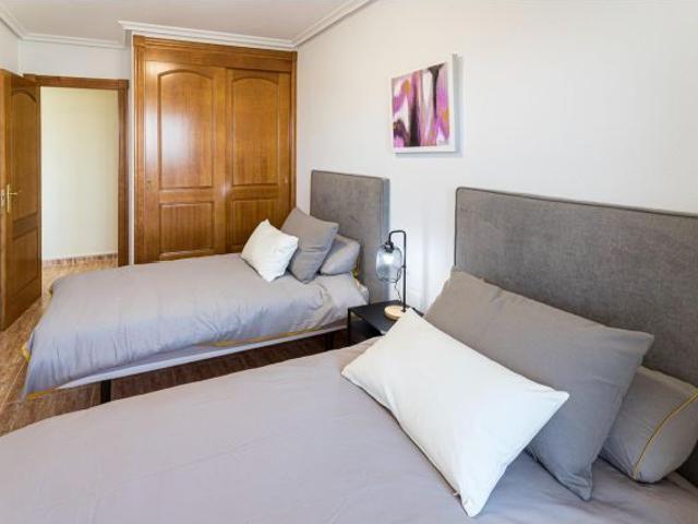 Amplio piso de dos dormitorios a estrenar en La Manga