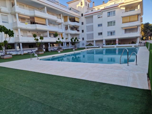 Amplio Piso en Torremolinos a Solo 2 Minutos de la Playa