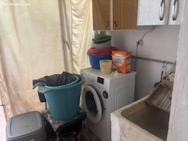 Amplio Piso en Tres Forques, Valencia Ideal para Familias