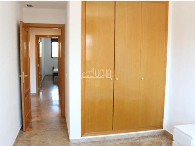 Amplio piso en venta y alquiler en Sant Pau, Valencia ¡Listo para entrar a vivir!