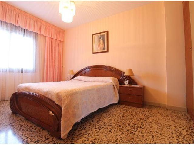 Amplio piso en venta en el centro de Vilanova con plaza de parquing incluida