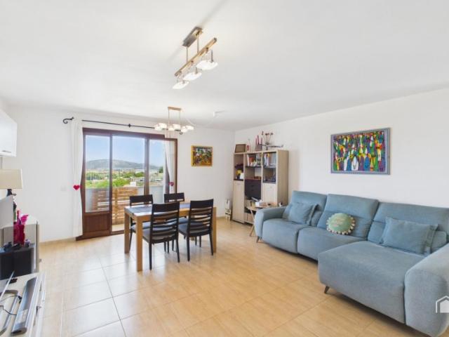 Amplio piso en venta en Muro