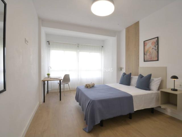 AMPLIO PISO EN ALQUILER SOLO PARA ESTUDIANTES – CENTRO DE SANT VICENT DEL RASPEIG