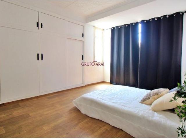 Amplio Piso en Carolinas Bajas, Alicante Ideal para Entrar a Vivir