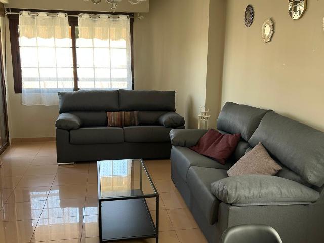 Amplio Piso en Ciudad Jardín, Córdoba para Estudiantes