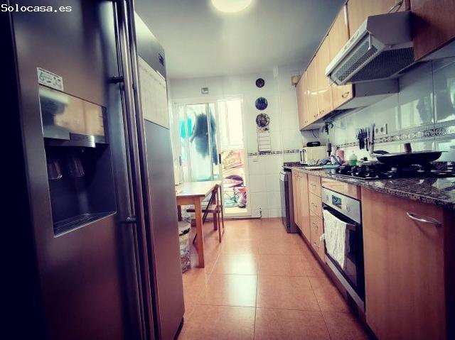 Amplio Piso en El Vendrell Zona El Puig, Ideal para Familia