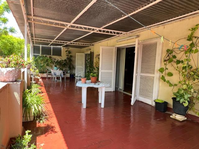 AMPLIO PISO EN EL CENTRO DE FUENGIROLA 5 dormitorios, 2 baños GRANDES TERRAZAS