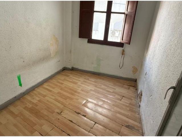 Amplio Piso en El Grau, Valencia Oportunidad de Inversión