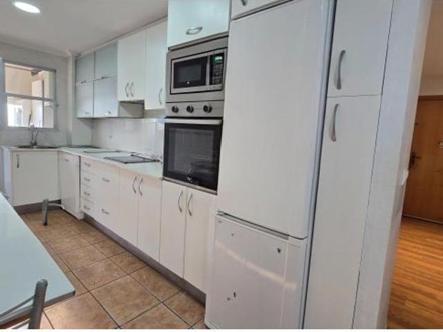 ¡Amplio Piso en Elche con Terraza Ideal para Tu Familia! ?✨
