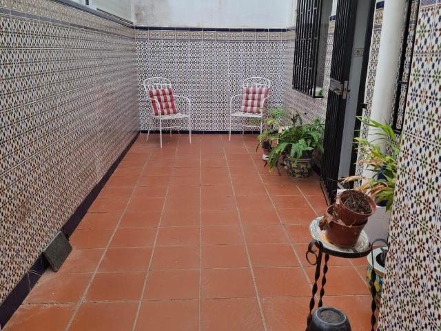 Amplio piso en Fátima con gran patio