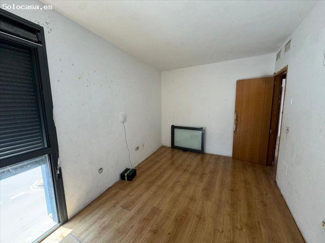 Amplio Piso en La Gangosa, ¡tu oportunidad de inversión por solo 99.000€