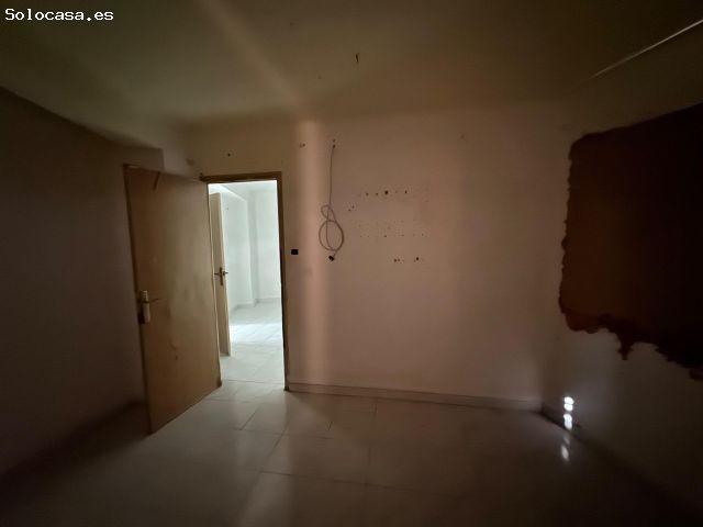 Amplio Piso en Murcia Oportunidad Ideal para Reformar