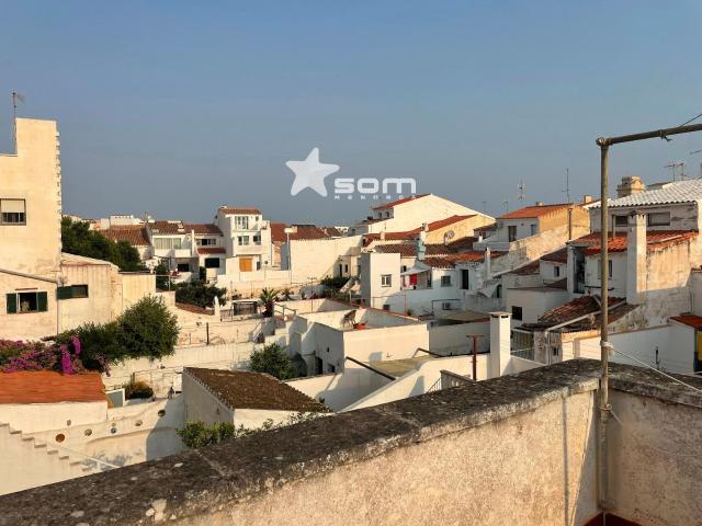 Amplio piso en pleno centro de Mahón 143m² Maó