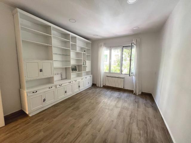 Amplio piso exterior de 3 dormitorios junto al Retiro