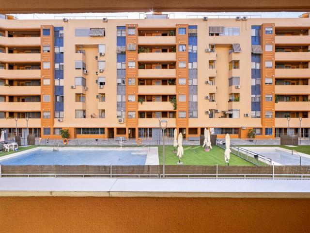 ✨ ¡AMPLIO PISO REFORMADO CON PISCINA, GARAJE Y TERRAZA EN CONTADORES – SANTA AURELIA! ✨