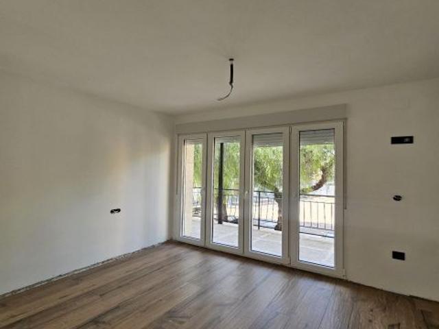 ¡Amplio Piso Reformado a Estrenar con Balcón y Terraza en Manuel!