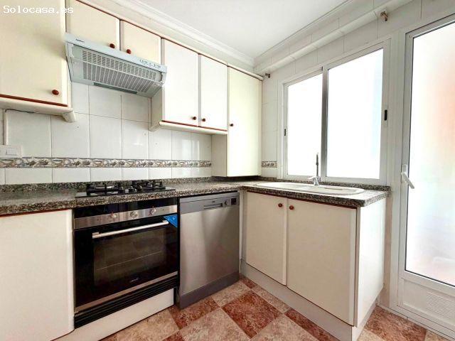 Amplio Piso Reformado en Malilla, Valencia Alquiler por €1400