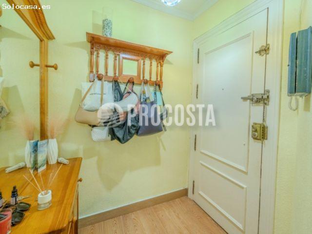 AMPLIO PISO SEMI REFORMADO DE 3 DORMITORIOS A 200 METROS DE LA PLAYA PUERTA DEL