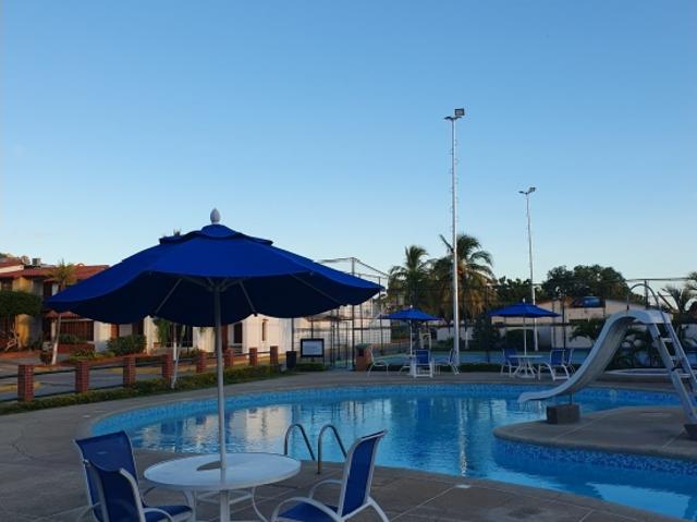 Amplio Townhouse en Aguamarina Country Club, Isla de Margarita