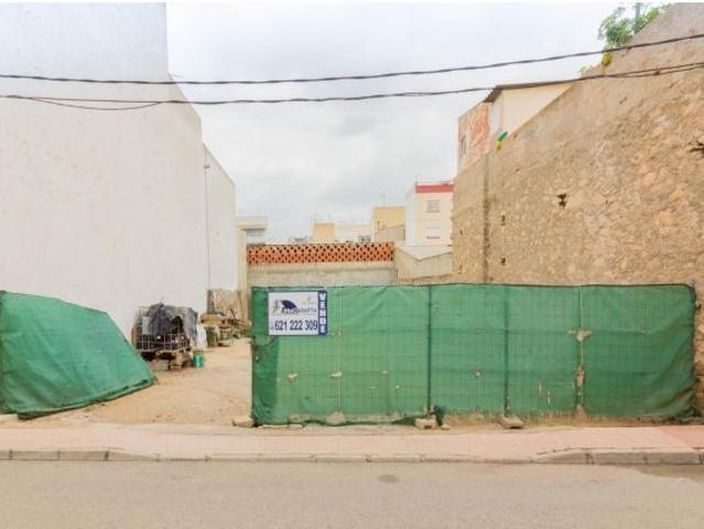 AMPLIO TERRENO URBANO EN SAN BARTOLOMÉ ORIHUELA