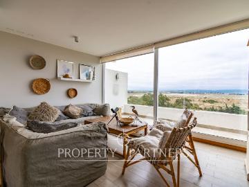 Amplio y Cómodo Triplex en Puerto Velero, con Espectacular Vista