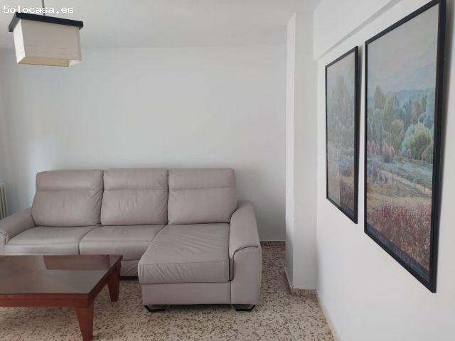 Amplio y en Calle Las Flores, Granada €990!