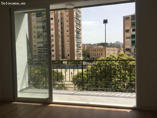 Amplio y Luminoso Piso en Martiricos, Málaga por €269,900