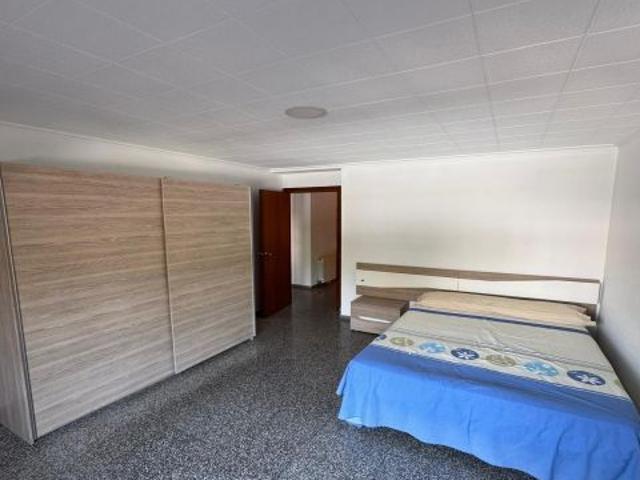 Amplio y Luminoso Piso en el Corazón de Castalla por €175,000