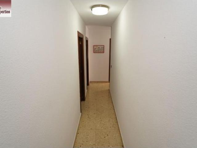 Amplio y Luminoso Piso en el Corazón de Benidorm