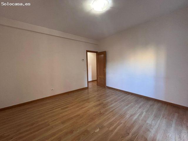 Amplio y Luminoso Piso Reformado en San Sebastián de los Reyes por €1200