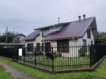Amplia Casa ubicada en Villa Europa