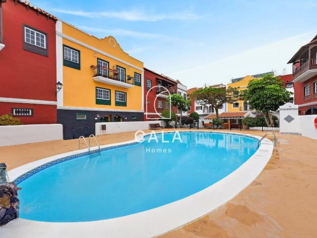 Amplia casa adosada de 3 dormitorios, buhardilla y garaje pr. 145m² Adeje
