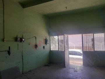 AMPLIA CASA CENTRICA EN VENTA EN MEOQUI, CHIH. IDEAL PARA NEGOCIO Y VIVIENDA