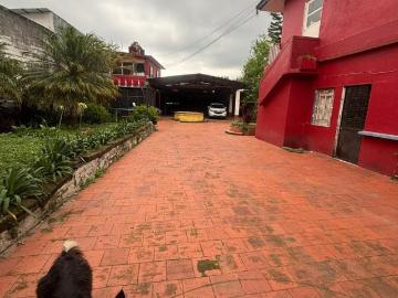 Amplia Casa con Gran Terreno de 1, 400 m2 en Centro de Xicotepec