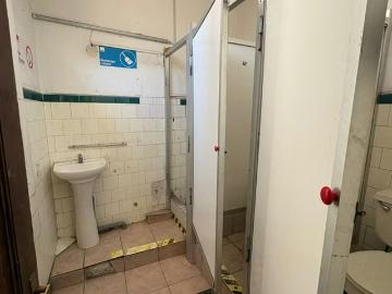 Amplia casa con potencial comercial | espacios por clf 87.00 en Providencia