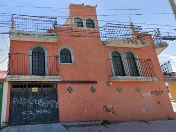 AMPLIA CASA DE CELAYA GTO CENTRO
